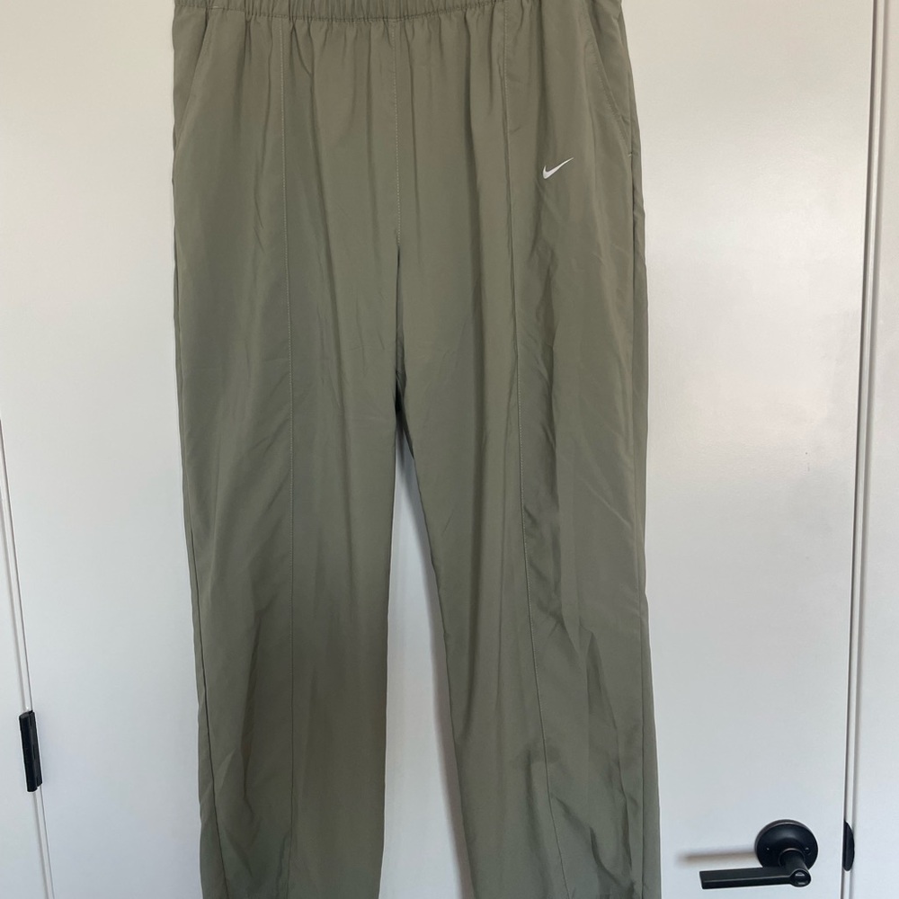 Nike Women’s Sage Green Jogger